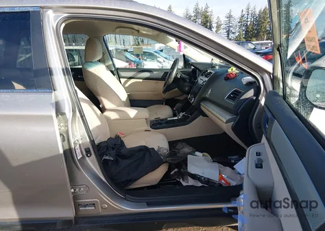 2018 Subaru Outback 2.5I Premium z USA, uszkodzony, nr VIN 4S4BSACC5J3287006